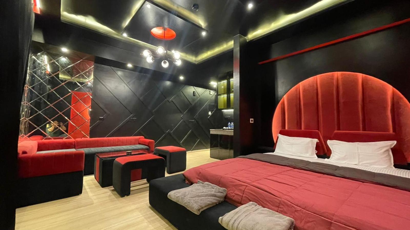 The Grace Residency - Gomtinagar, Lucknow Aparthotel Esterno foto