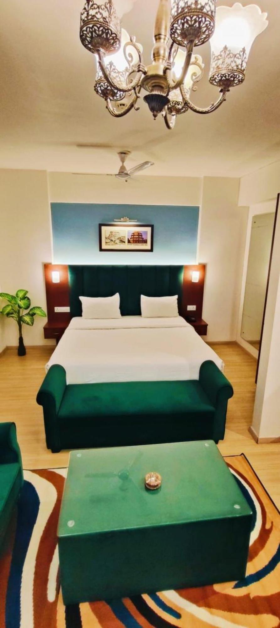 The Grace Residency - Gomtinagar, Lucknow Aparthotel Esterno foto